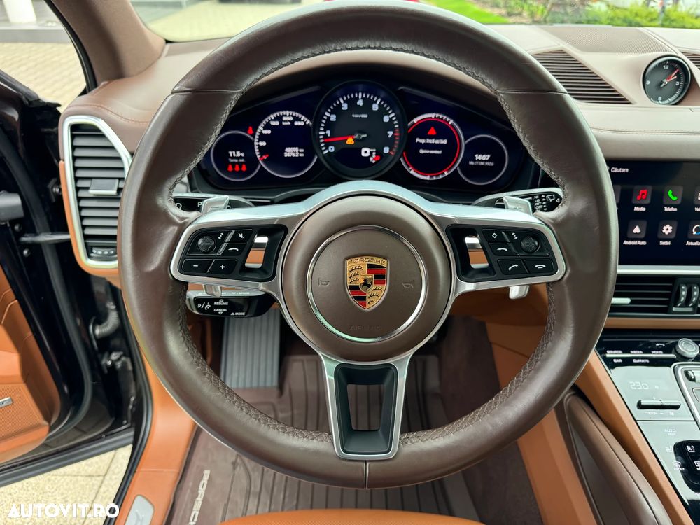 Porsche Cayenne Tiptronic S Platinum Edition - 12