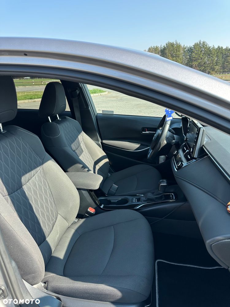 Toyota Corolla 1.8 Hybrid Comfort - 21