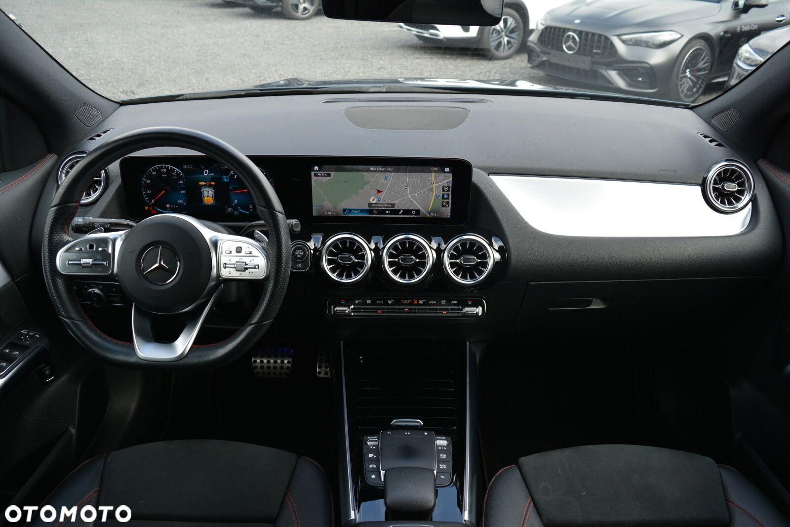 Mercedes-Benz GLA 200 d - 19