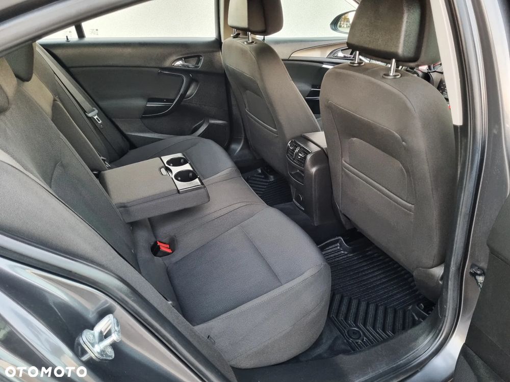 Opel Insignia 1.8 Executive - 10