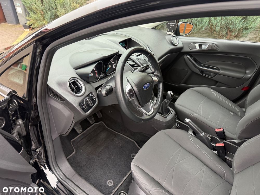 Ford Fiesta - 15