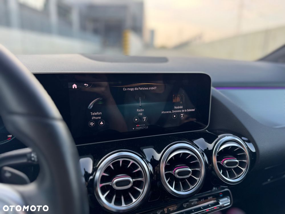 Mercedes-Benz GLA 250 8G-DCT - 22