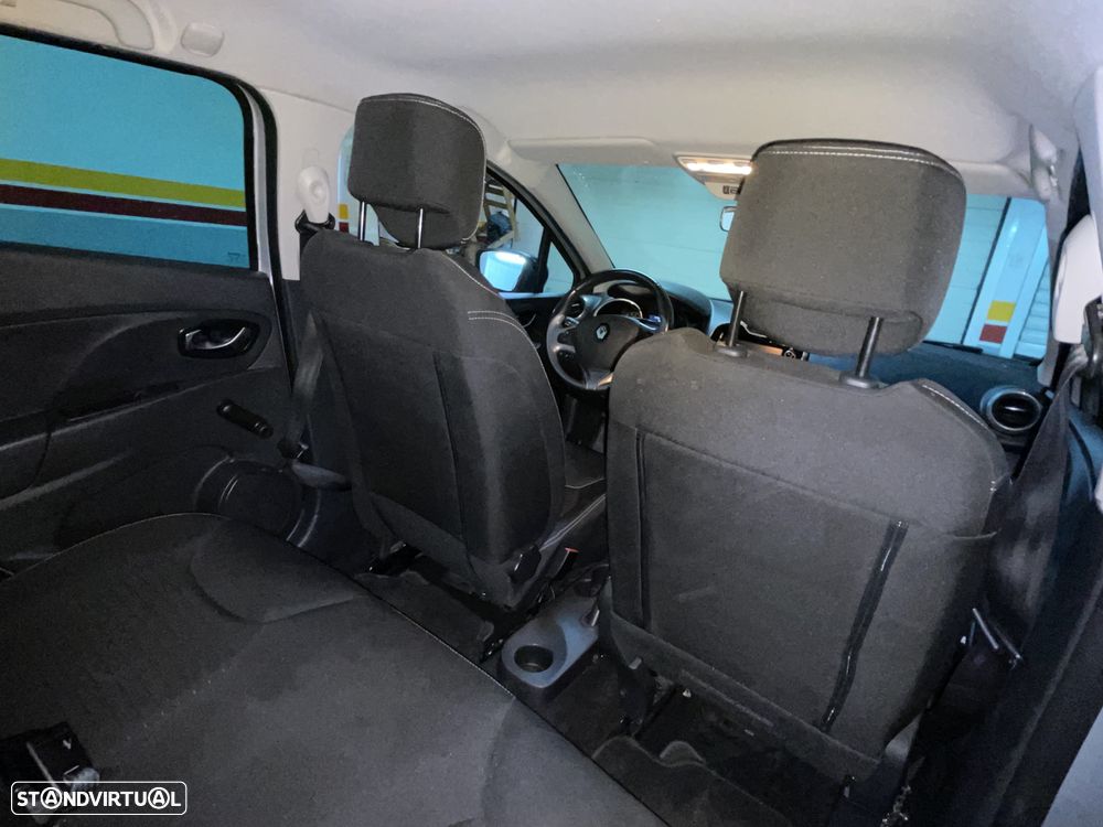 Renault Clio - 13