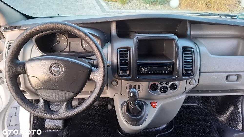 Opel VIVARO - 19