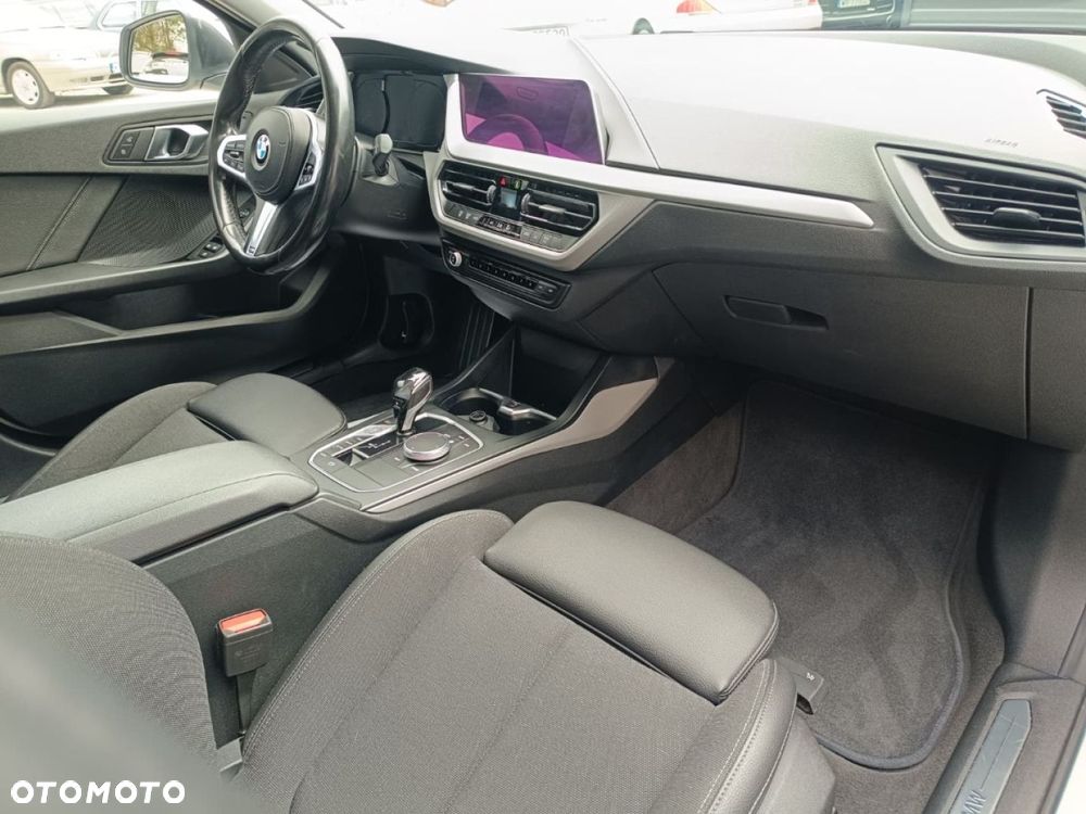 BMW Seria 1 - 26