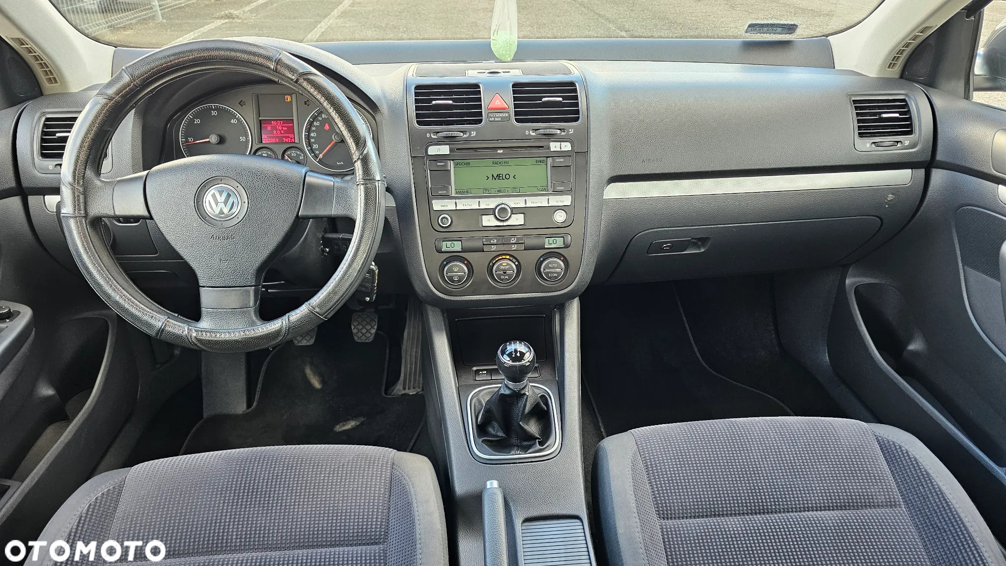 Volkswagen Jetta 1.9 TDI Comfortline - 10