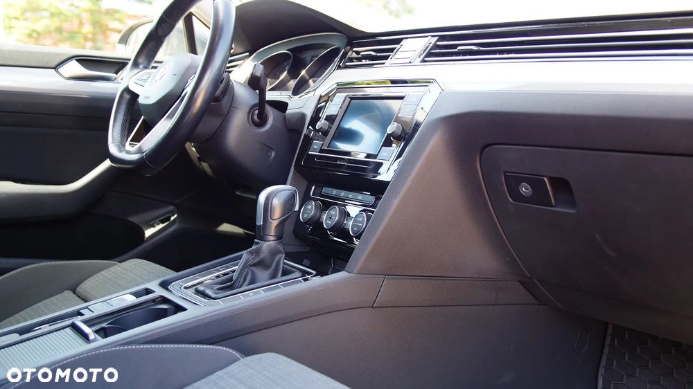 Volkswagen Passat 1.5 TSI EVO Business DSG - 26