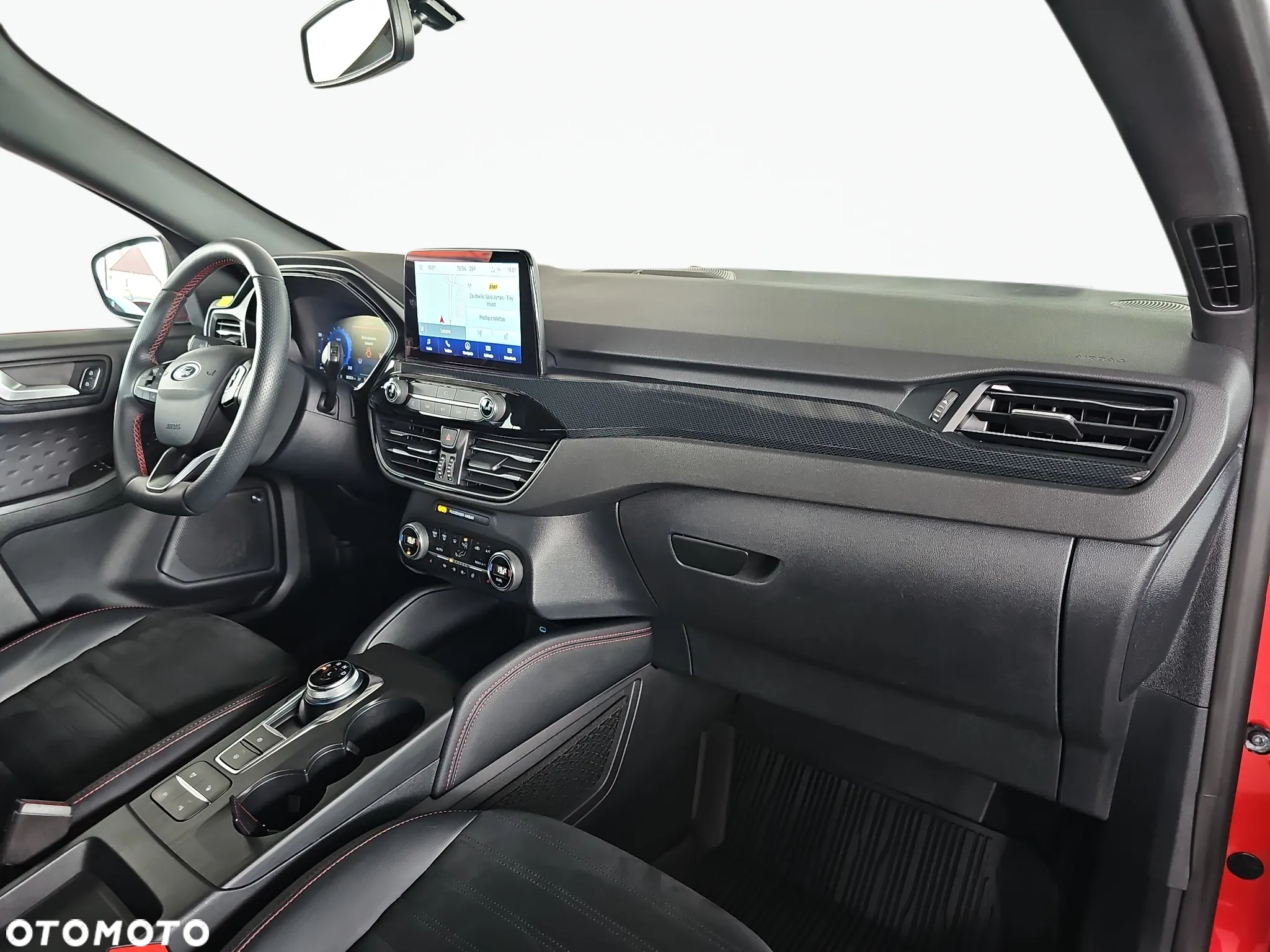 Ford Kuga 2.5P PHEV FWD ST-Line X - 18