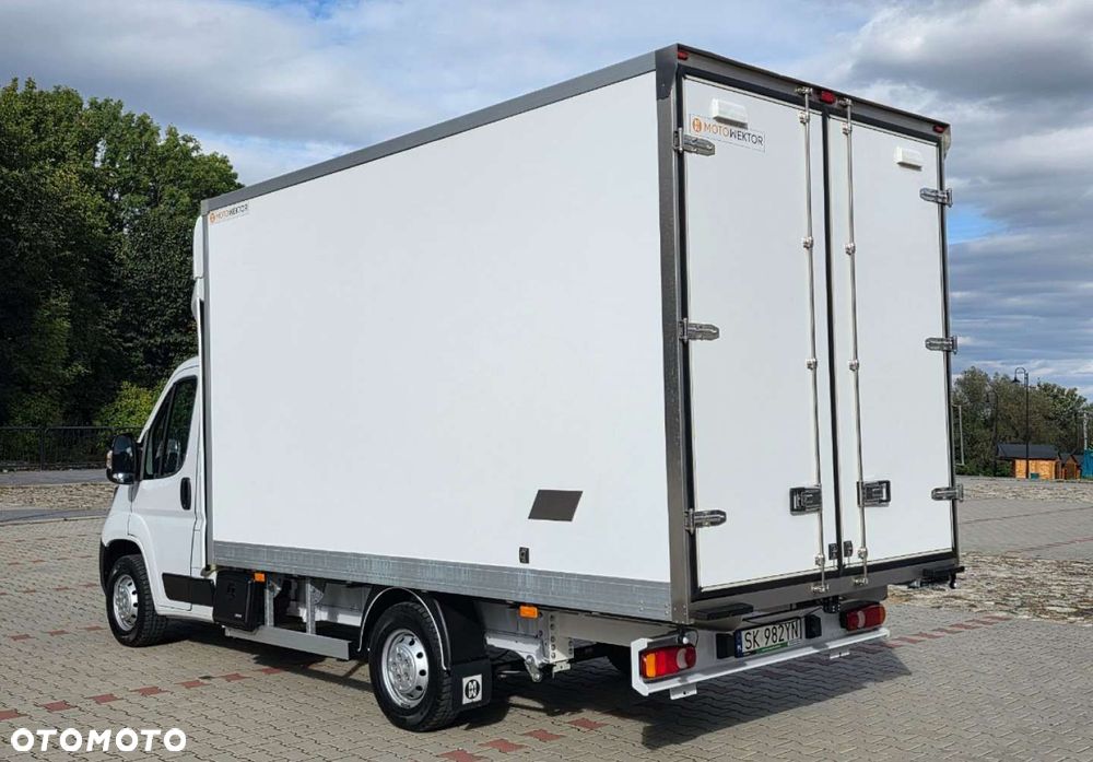 Opel Movano - 7