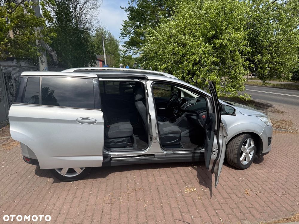 Ford Grand C-MAX - 5