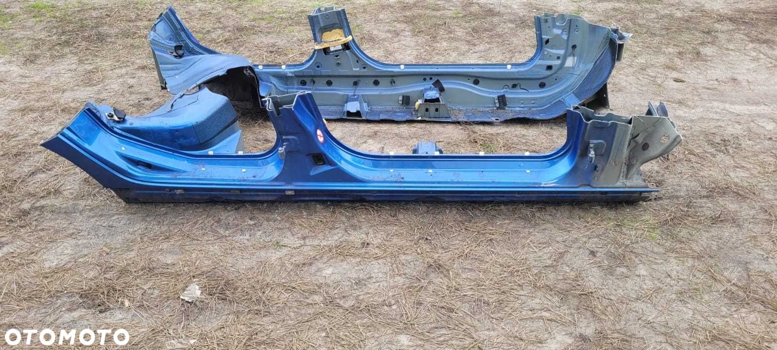 Próg progi ćwiartka BMW E46 - 1