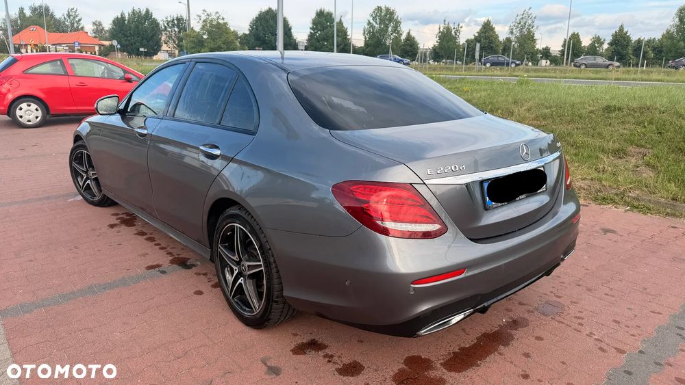 Mercedes-Benz Klasa E - 7