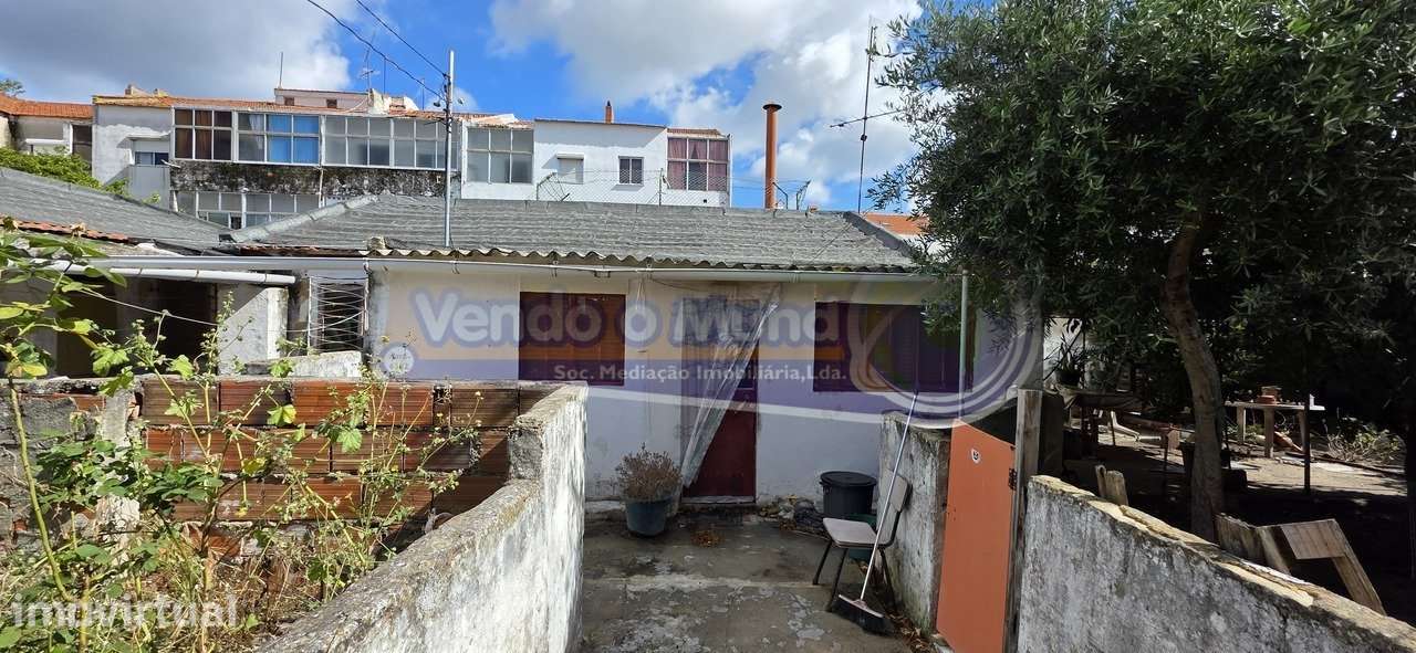 3 Moradias T2 na Baixa da Banheira (STU015) - Grande imagem: 4/13