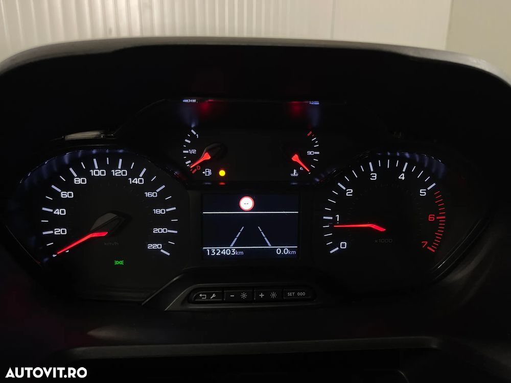 Peugeot Partner - 25