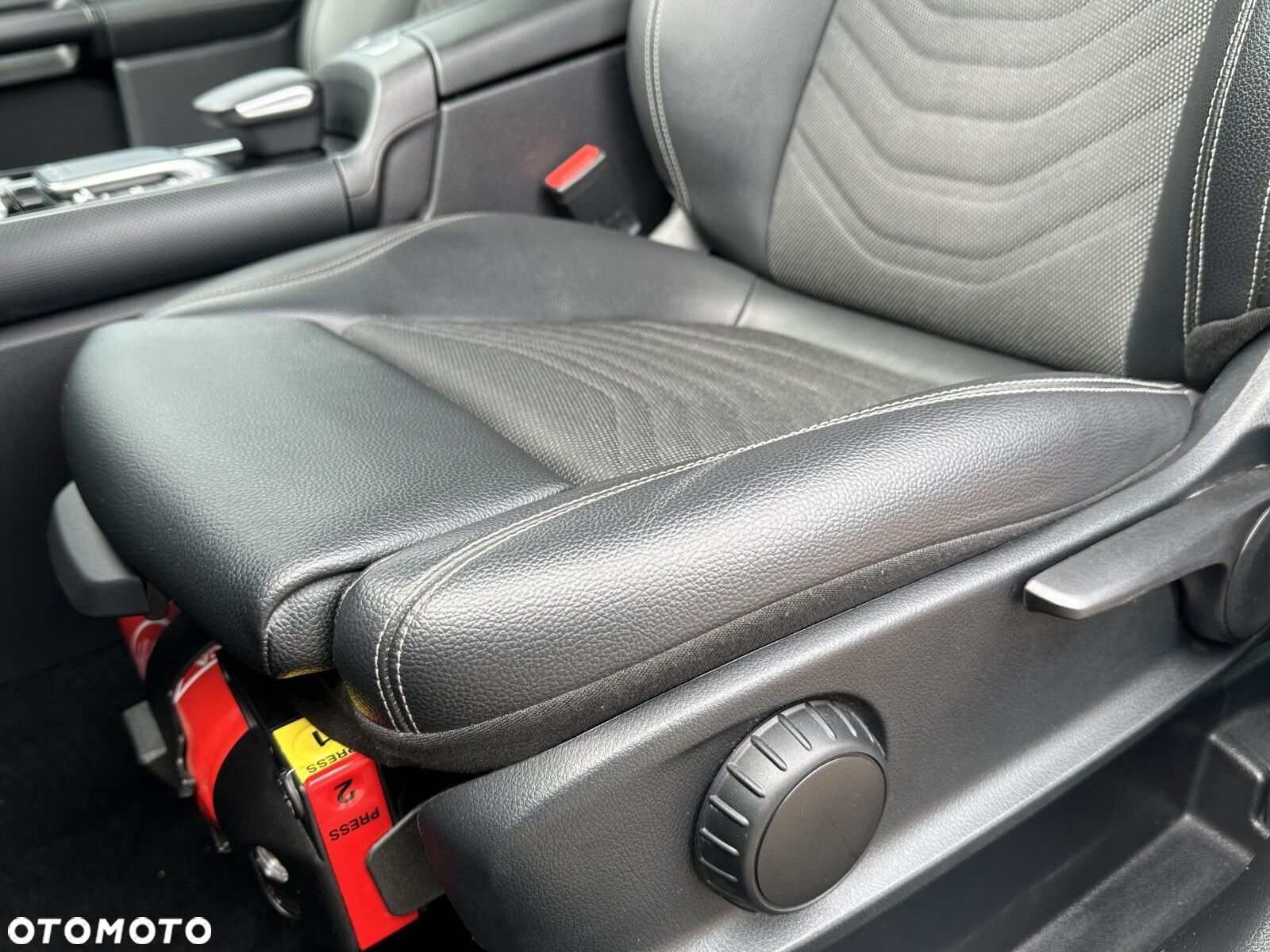 Mercedes-Benz GLA 200 Progressive - 10
