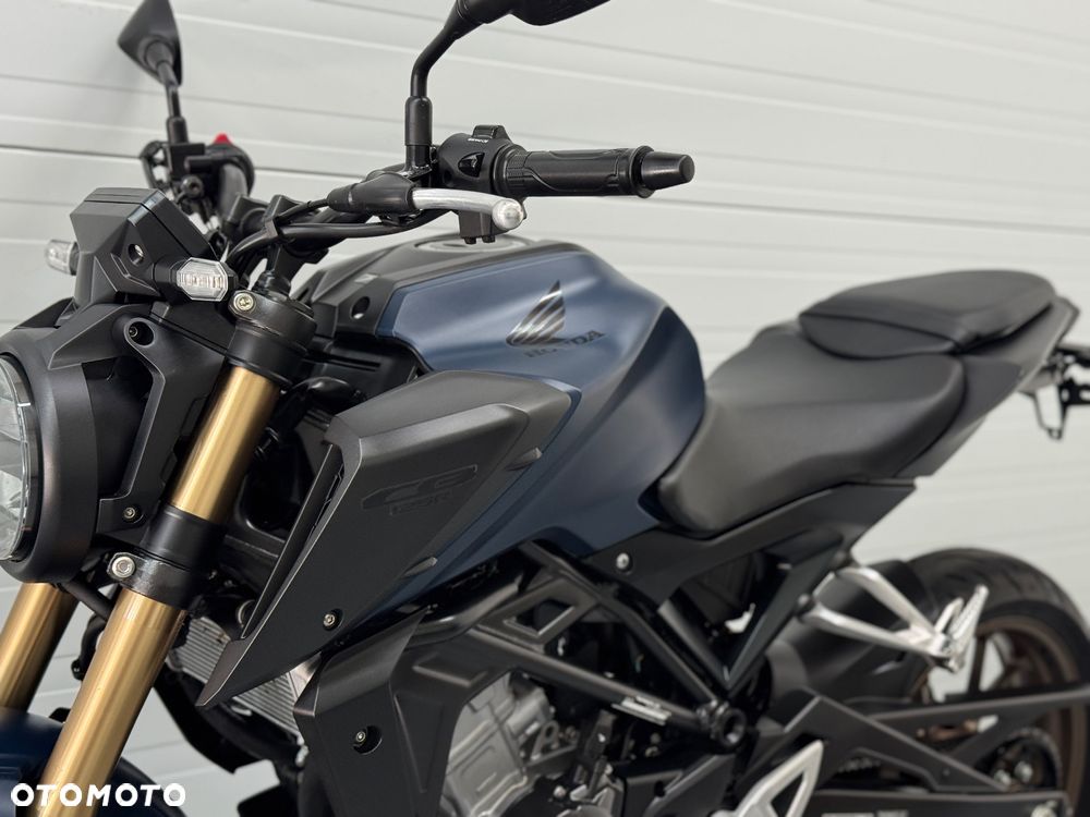 Honda CB - 24