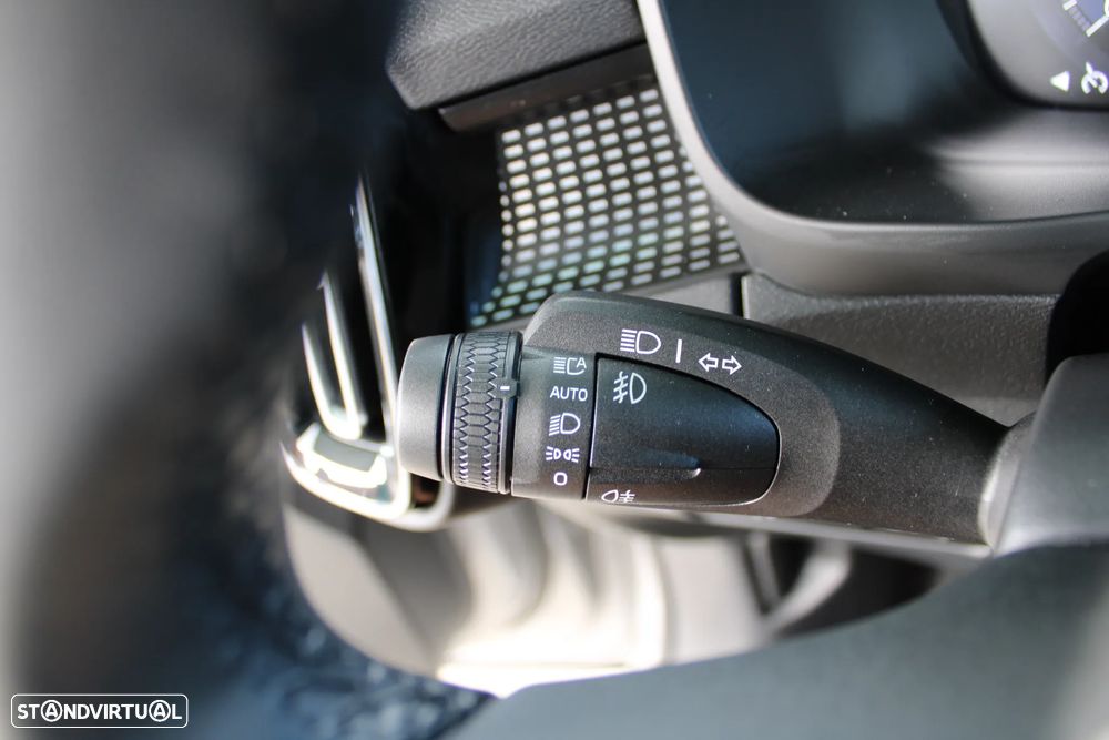 Volvo XC 40 1.5 T2 Plus Dark Auto - 16