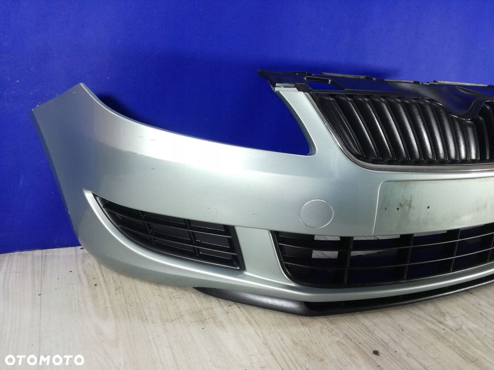 Skoda Fabia II Lift zderzak przód przedni LA7W - 2