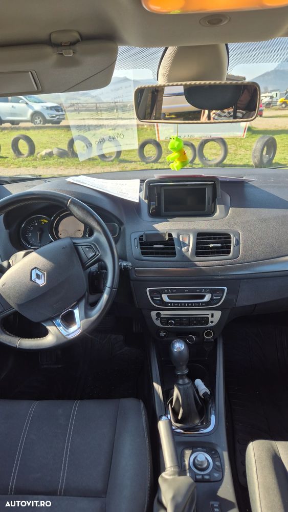 Renault Megane ENERGY dCi 110 Start & Stop LIMITED - 9