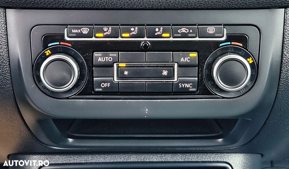 Volkswagen Golf Plus - 17