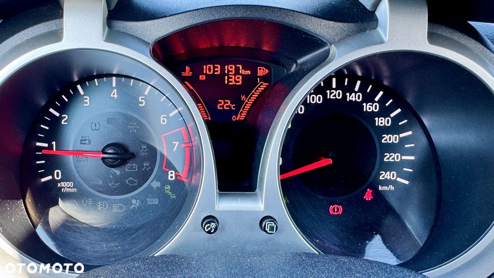 Nissan Juke 1.2 DIG-T N-Connecta EU6 - 23