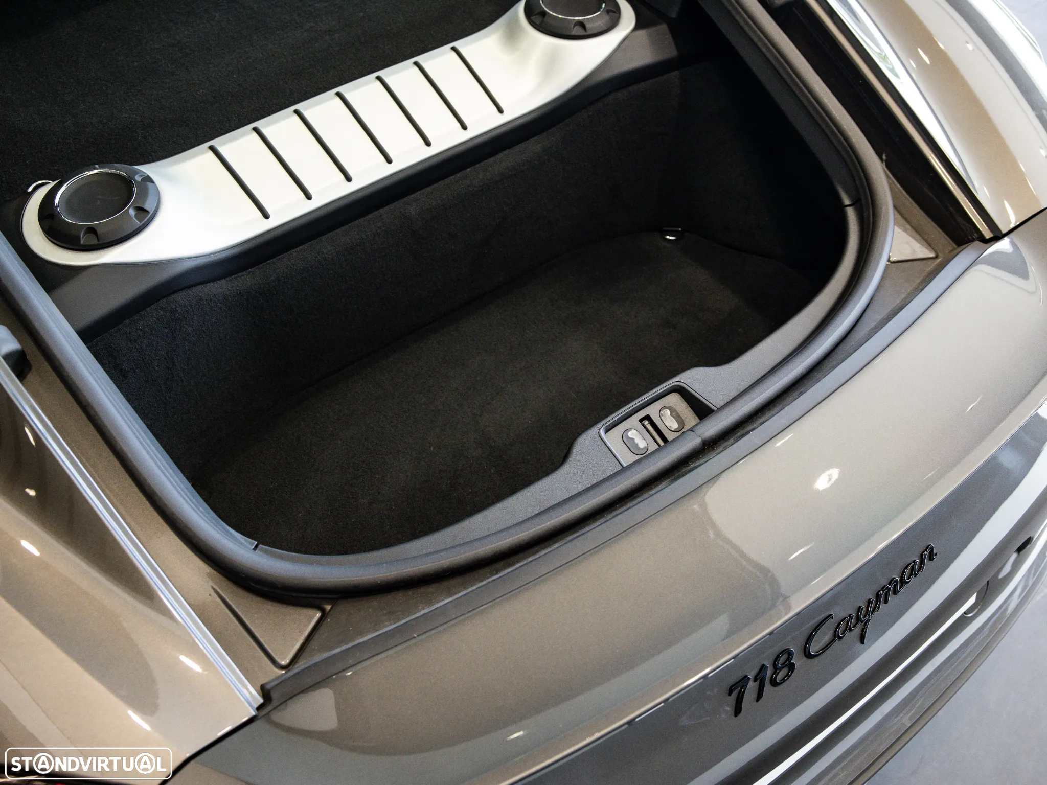 Porsche 718 Cayman 2.0 Style Edition PDK - 13