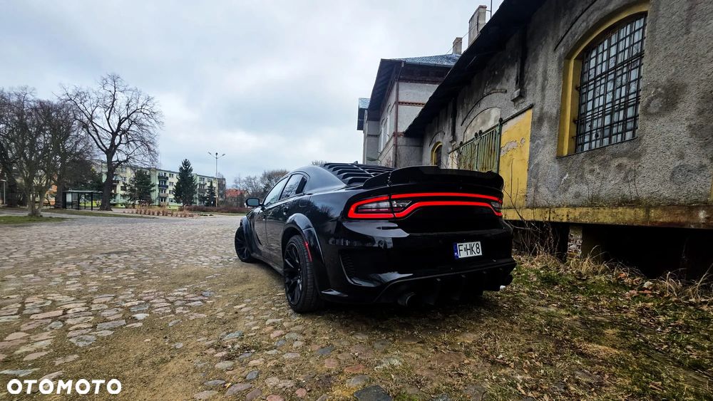 Dodge Charger ver-5-7-v8-rt - 3