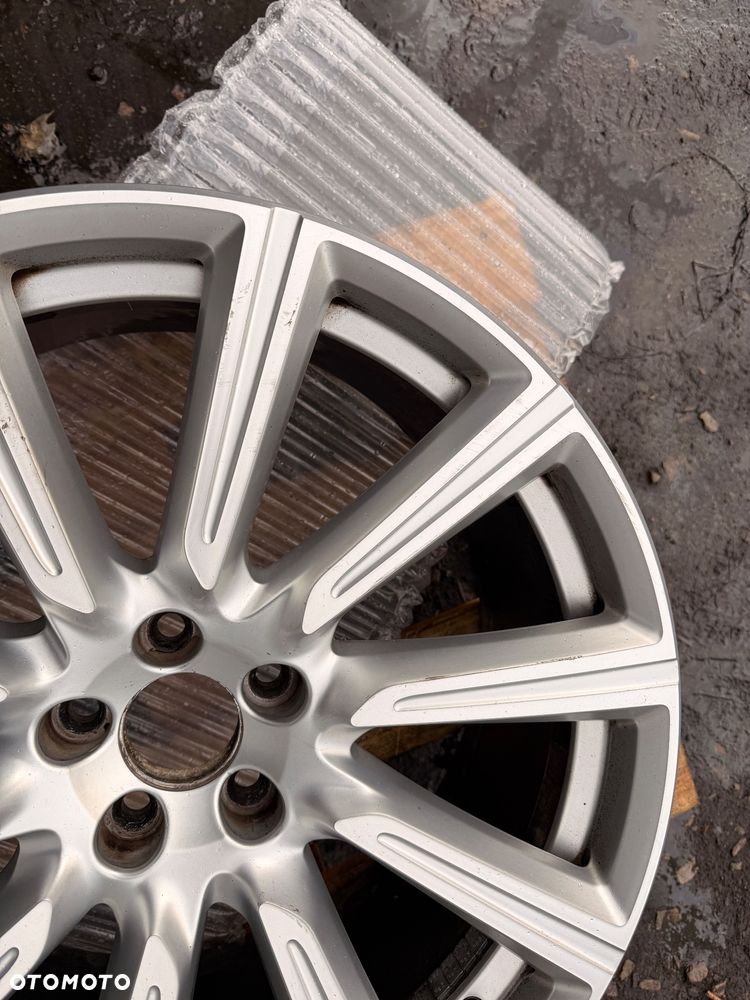 FELGA VOLVO XC90/S90/V90/XC60, 9Jx20h2 et38,5 Sprzedam jak w opisie felgę aluminiową o następujących parametrach:  Producent:VOLVO Model: XC90 II , S90, V90 31362277 - 3