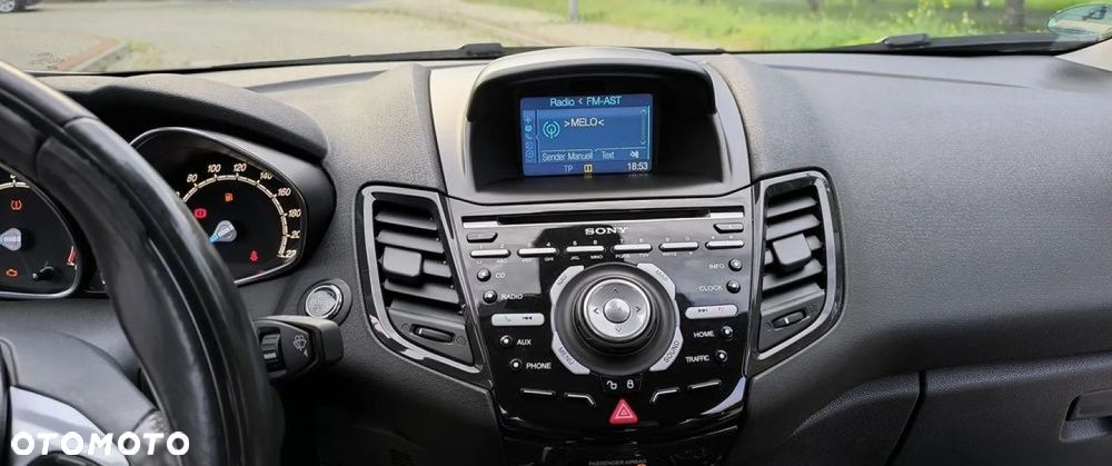 Ford Fiesta 1.6 TDCi DPF Platinium X - 11