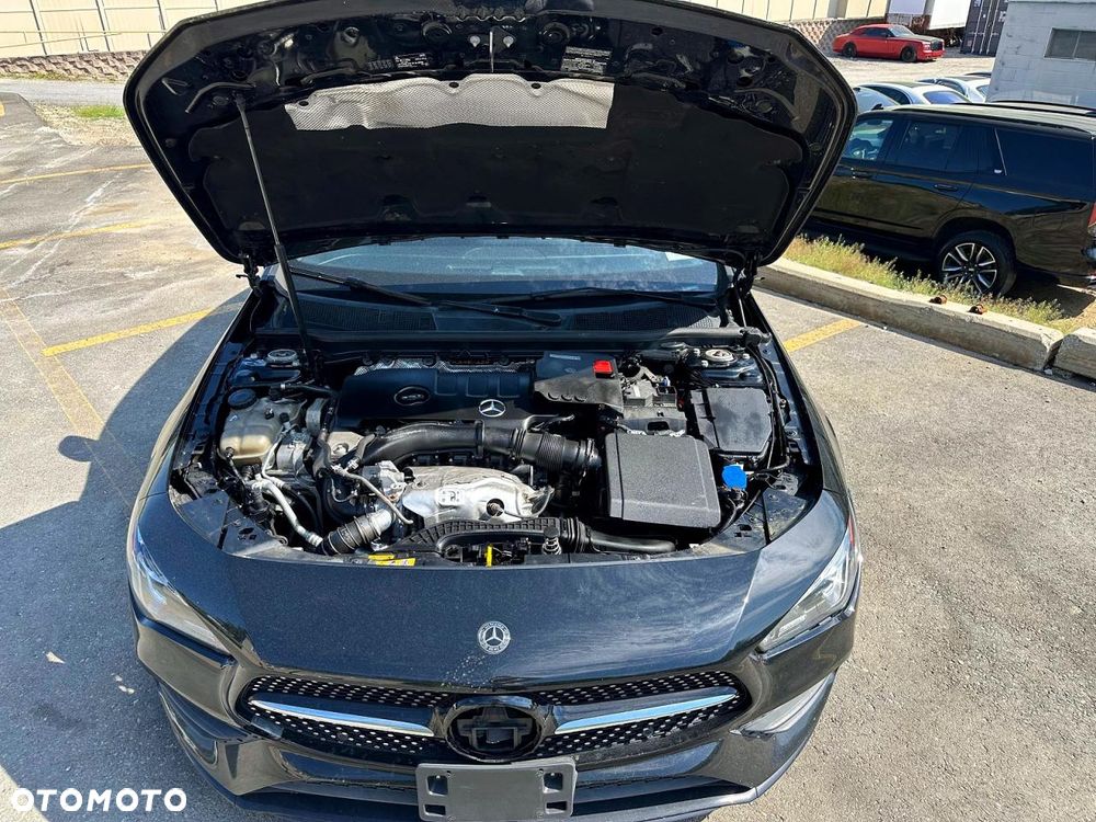 Mercedes-Benz CLA 250 AMG Line 7G-DCT - 5