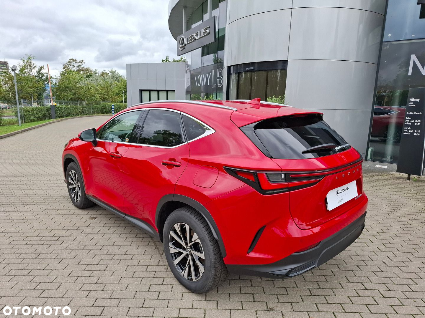 Lexus NX - 3