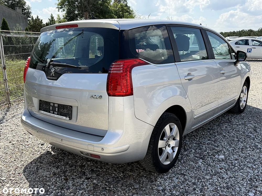 Peugeot 5008 1.6 Active 7os - 5