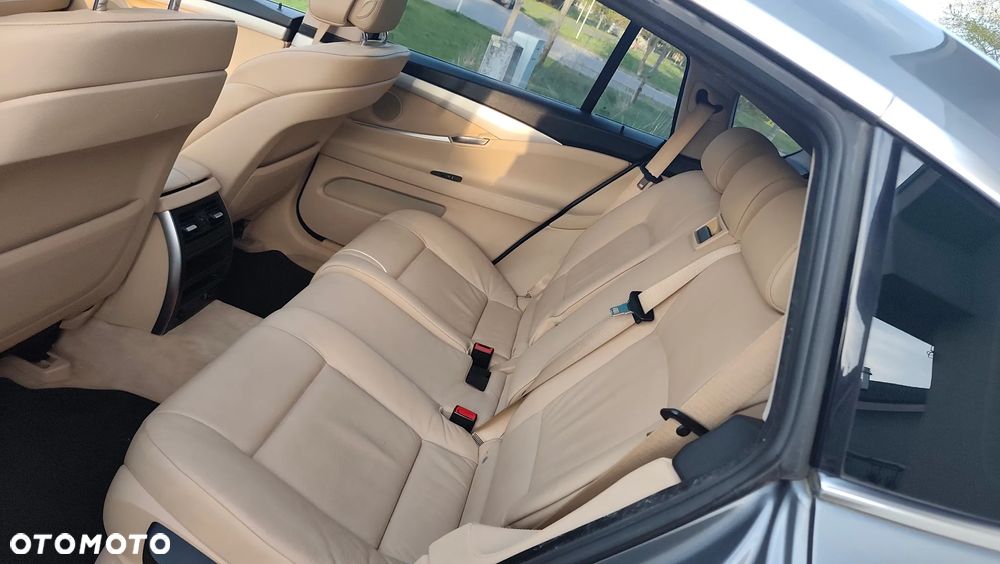 BMW 5GT 530d - 18