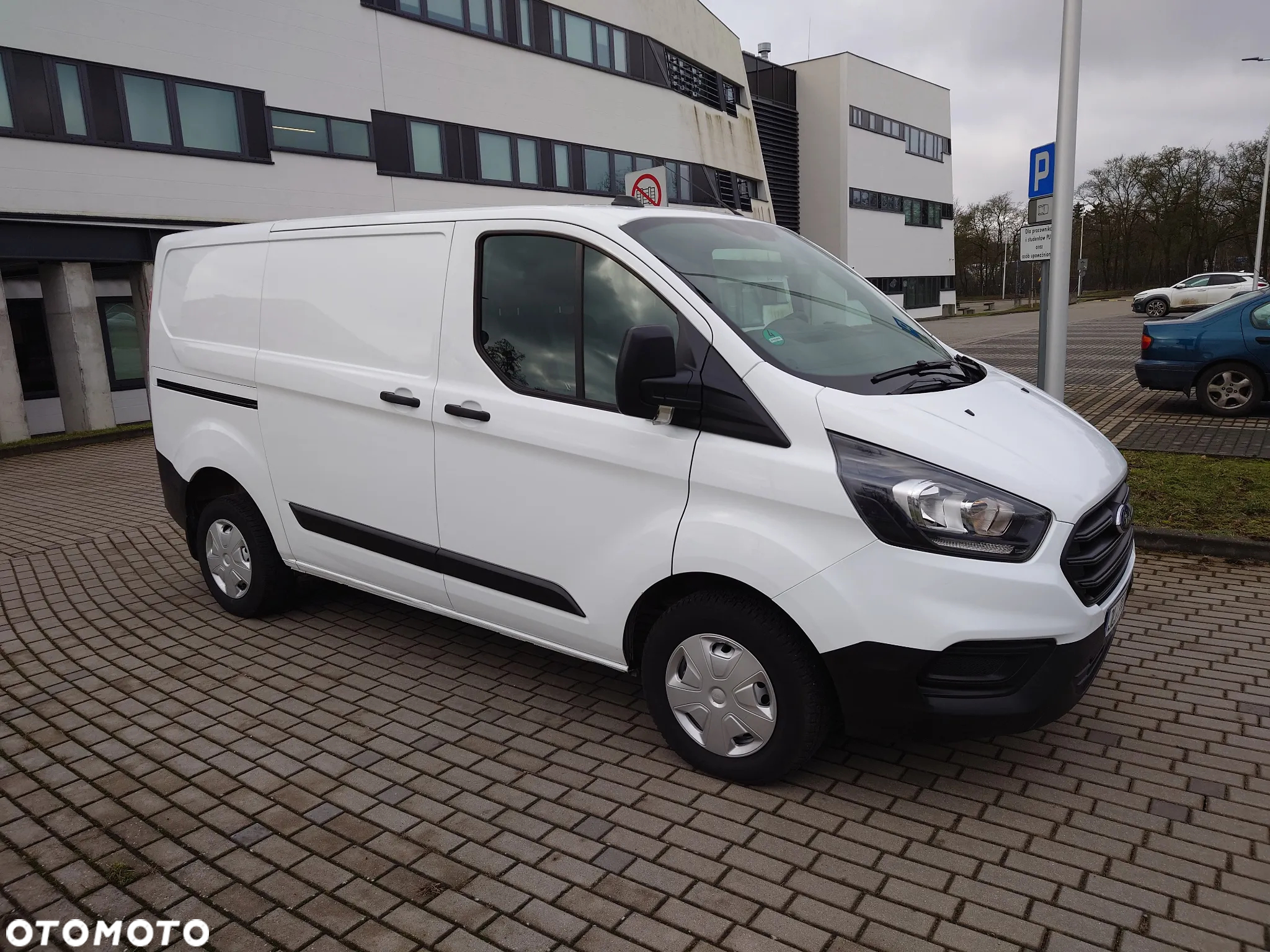 Ford Transit Custom - 19