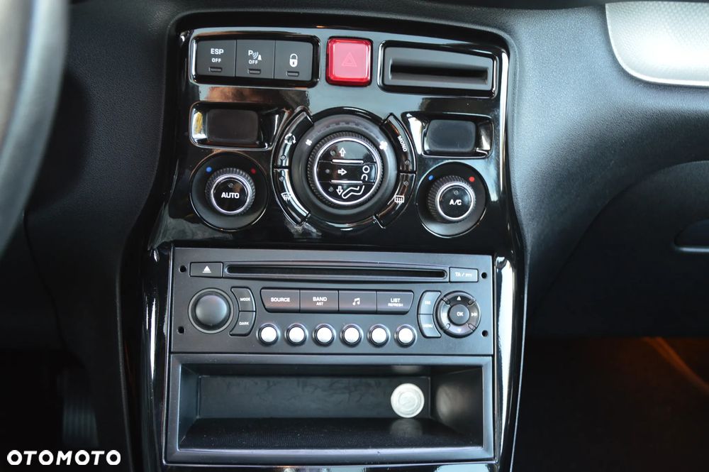 Citroën C3 Picasso 1.4i Exclusive - 8