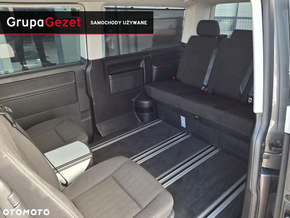 Volkswagen Multivan - 9
