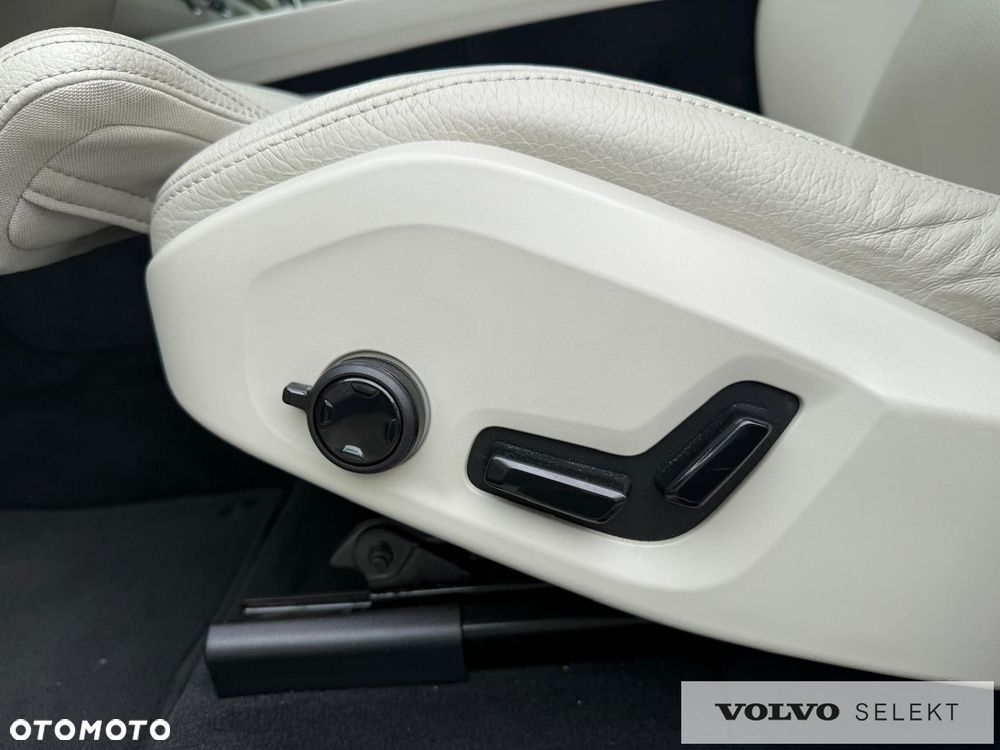 Volvo XC 60 - 14
