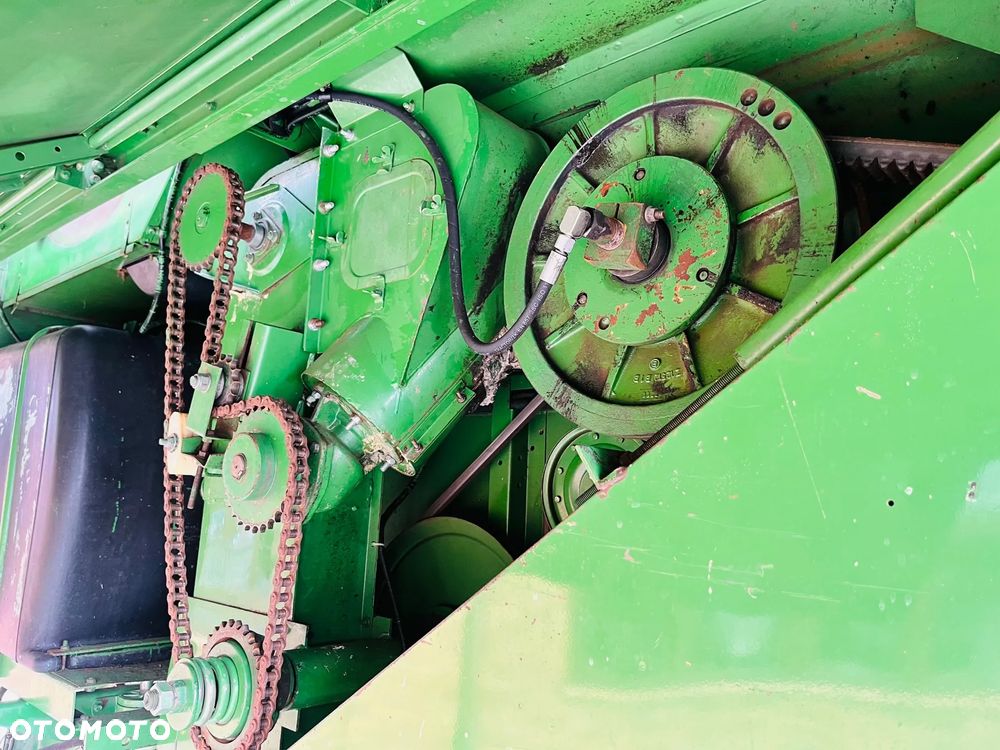 John Deere Kombajn klawiczowy 6 wytrząsaczy 2264 - 28