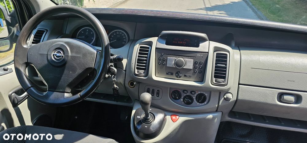 Opel VIVARO - 10