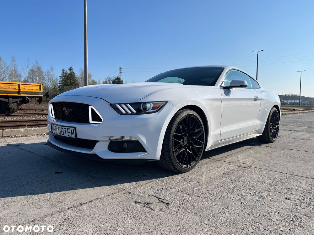 Ford Mustang 2.3 EcoBoost - 1