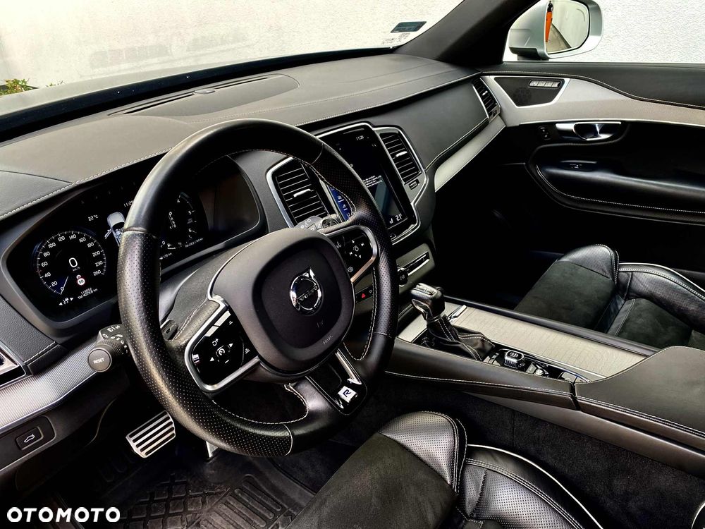 Volvo XC 90 D5 SCR AWD R-Design - 12