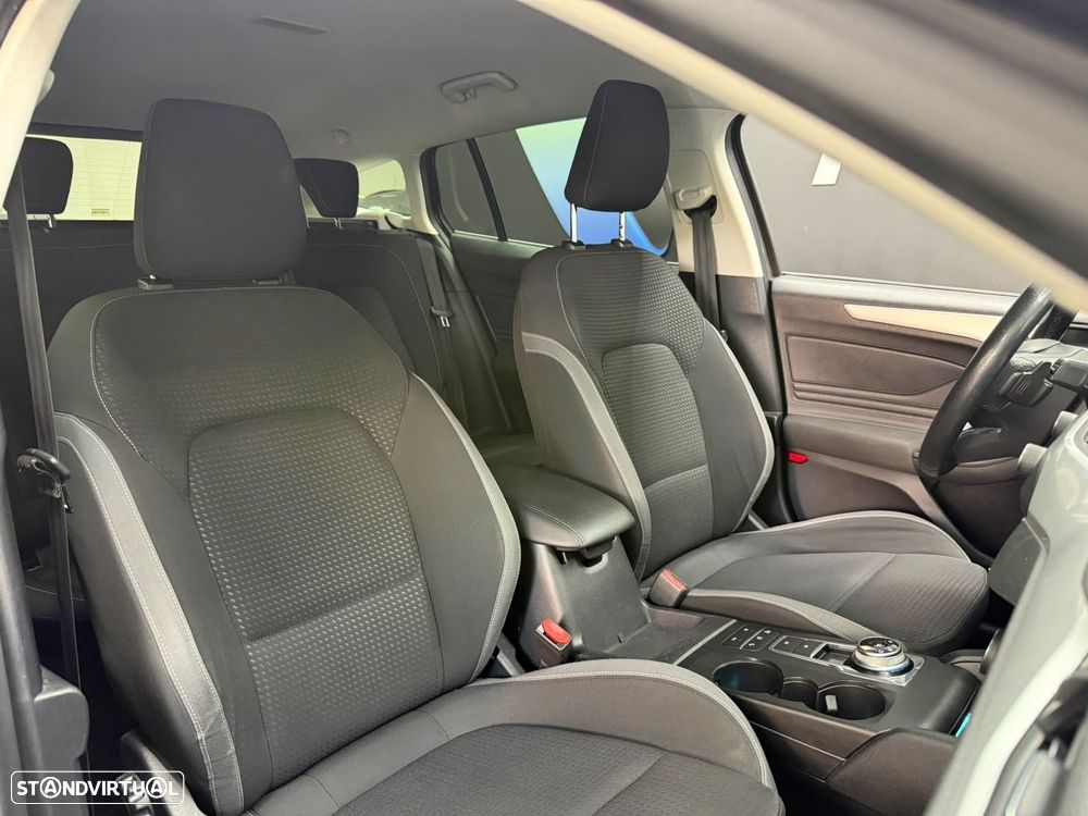 Ford Focus SW 1.0 EcoBoost Titanium Aut. - 33