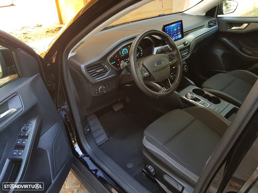 Ford Focus 1.5 TDCi ECOBlue Connected Aut. - 14