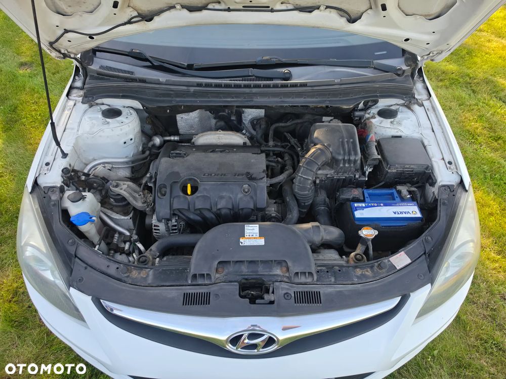 Hyundai I30 2010 photo 4
