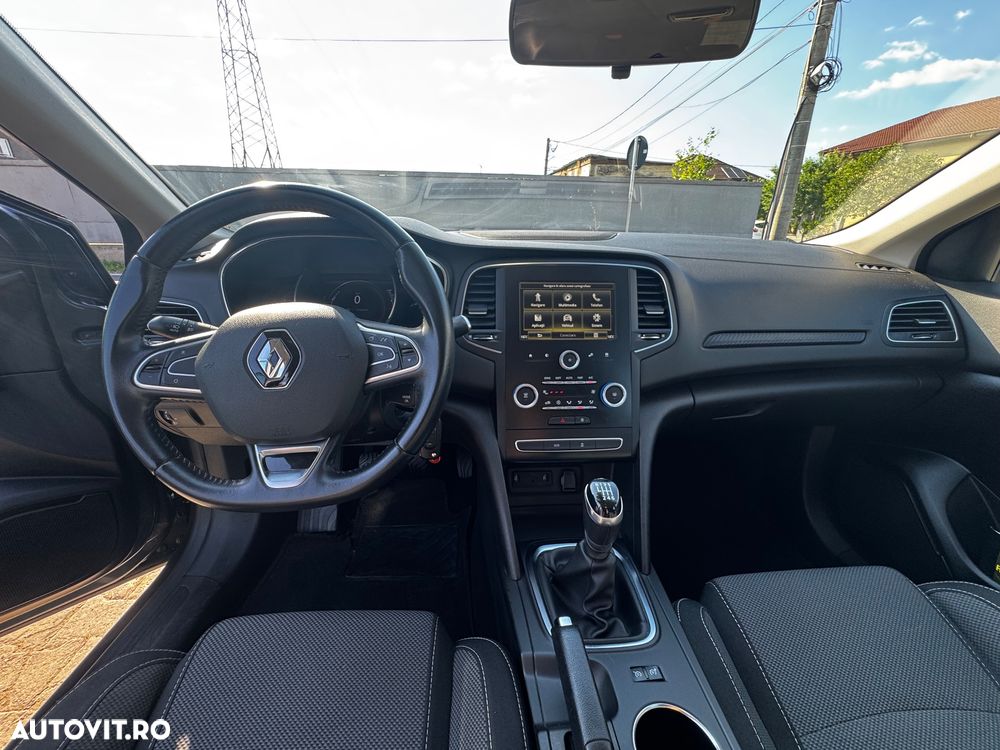 Renault Megane - 9