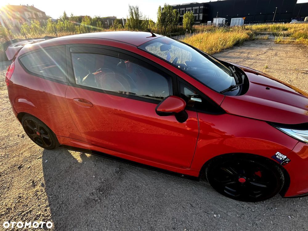 Ford Fiesta - 9