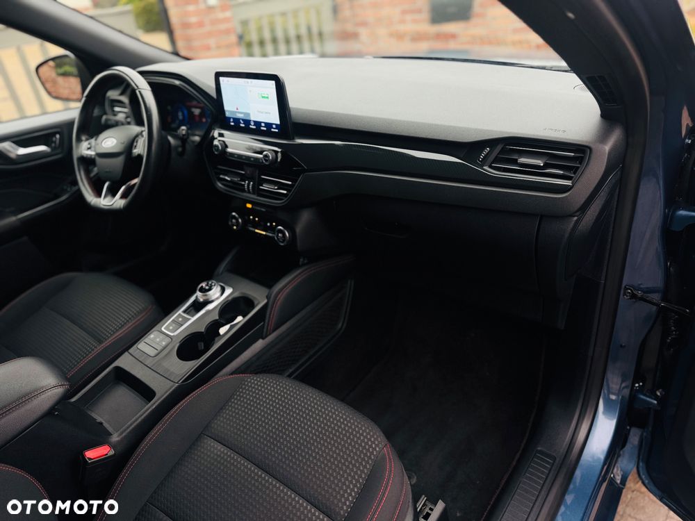 Ford Kuga 2.0 EcoBlue 4x4 ST-LINE - 11