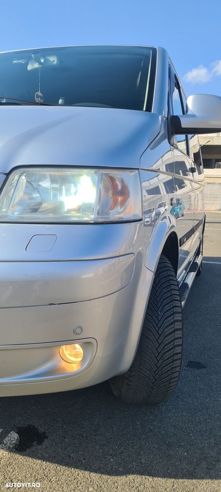 Volkswagen Transporter Caravelle Scurt (5 loc) - 12