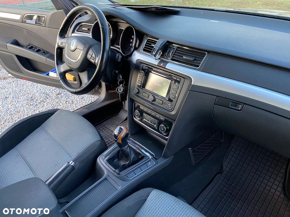 Skoda Superb 2.0 TDI Exclusive - 14