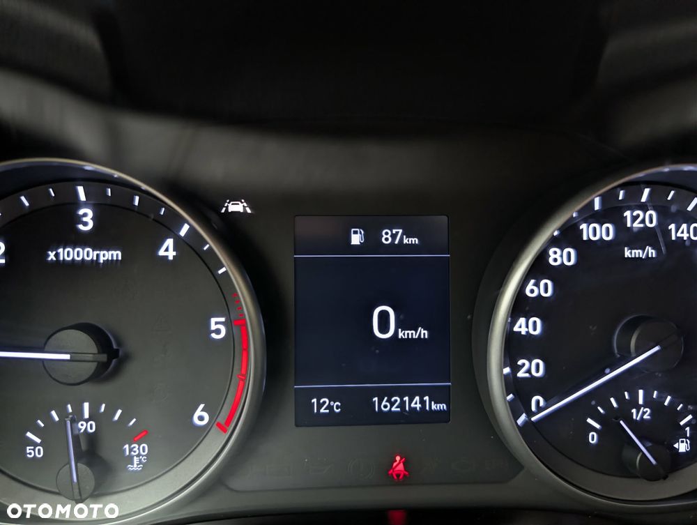 Hyundai i30 1.6 D Classic + - 10